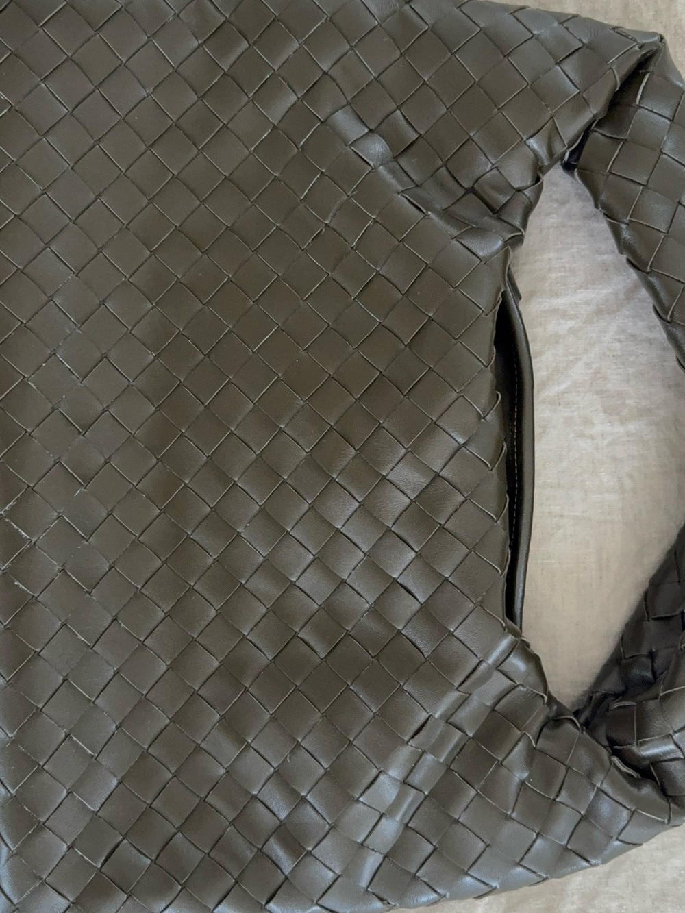 Bottega BV style Intrecciato Woven Hobo Bag in Khaki (Dark brown green) - Picture 3 of 4